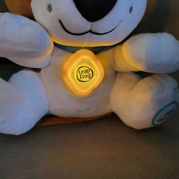 LeapFrog My Pal Scout Interactive Speakb& Learn Plush Toy Dog - Picture 3 of 9